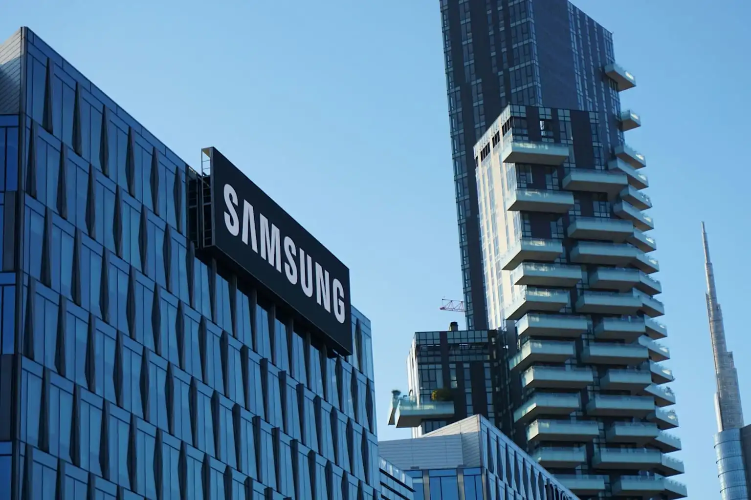 三星计划到2030年实现AI驱动的自主工厂