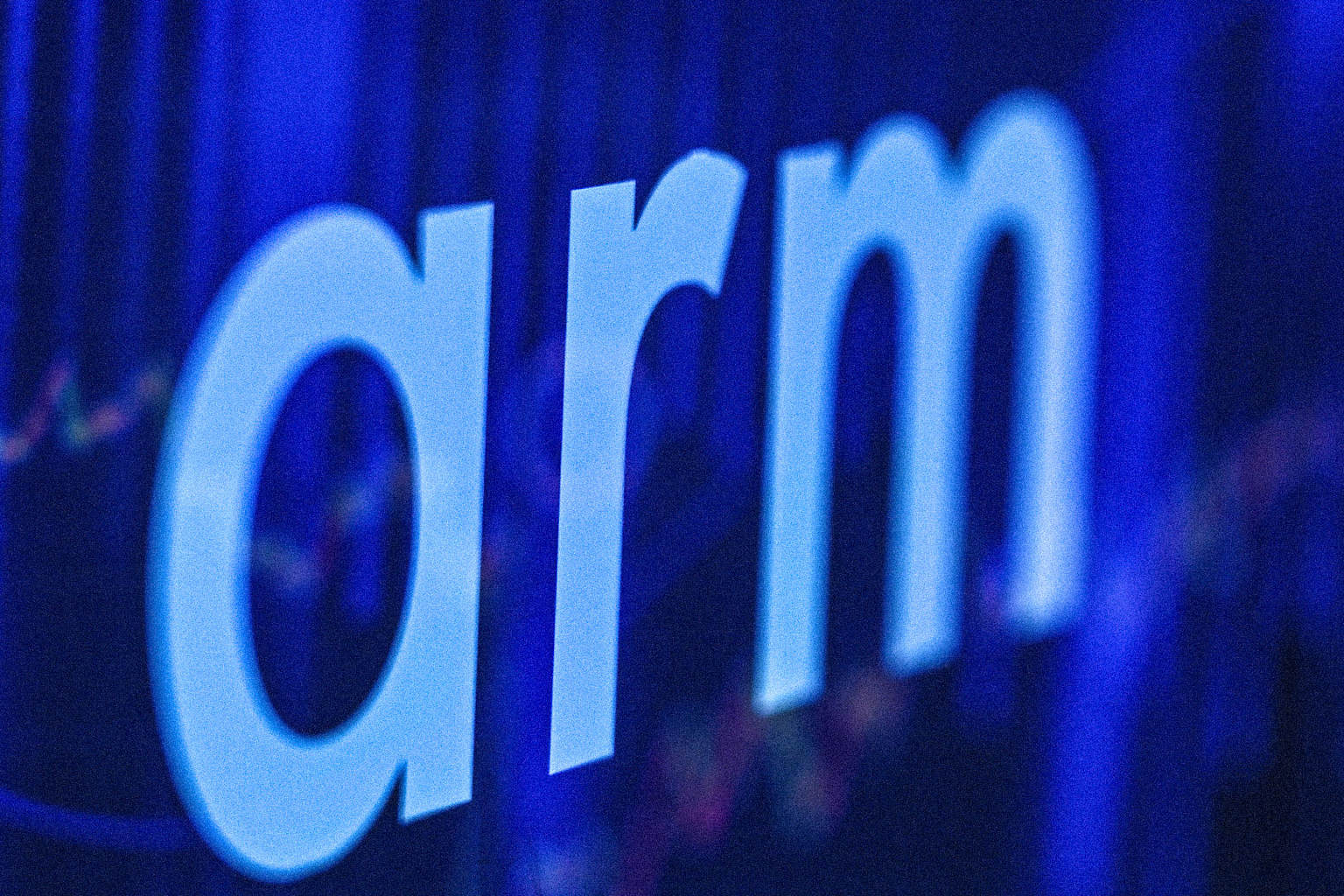 Arm Holdings市值首次突破3000亿美元