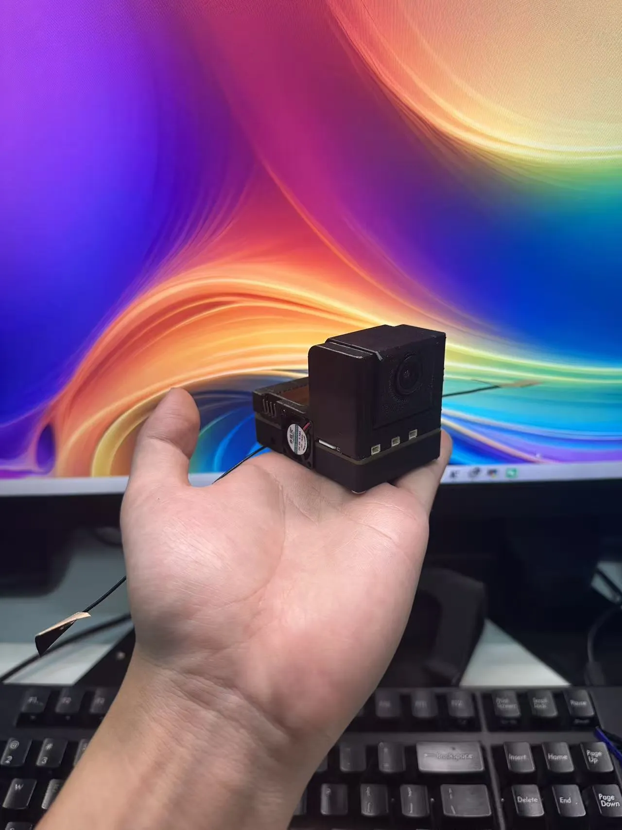 手持 Andless 可视遥控终端实拍
