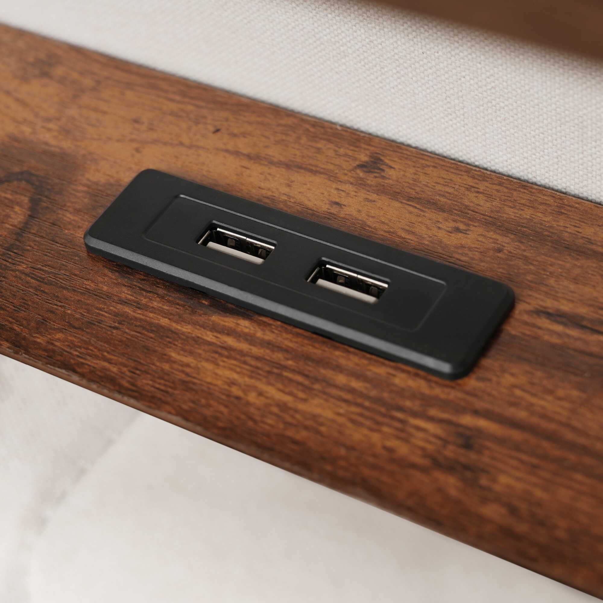 Recharge USB — Lit coffre beige